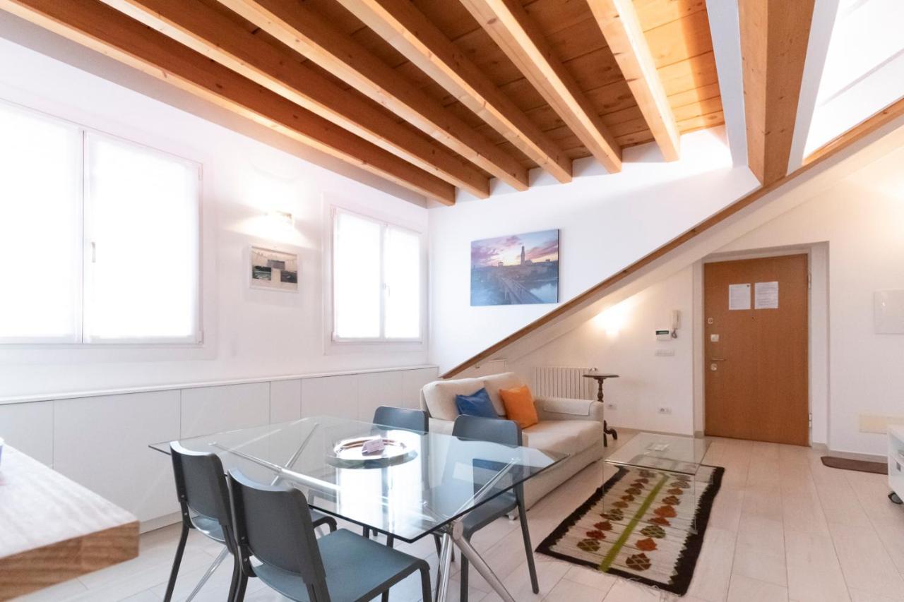 Mansarda Cola Apartment มิลาน ภายนอก รูปภาพ