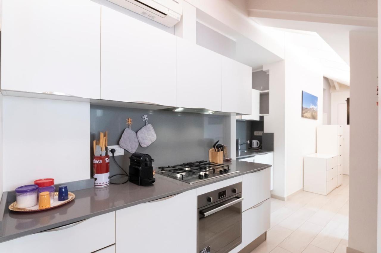 Mansarda Cola Apartment มิลาน ภายนอก รูปภาพ