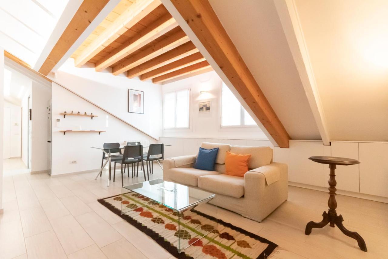 Mansarda Cola Apartment มิลาน ภายนอก รูปภาพ